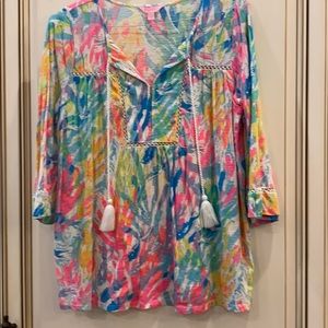 Lilly Pulitzer tunic in soft cotton.